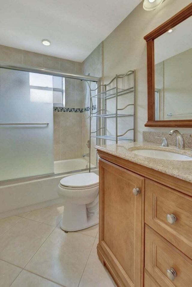 187 Normandy D, Delray Beach, FL 33484 Photo