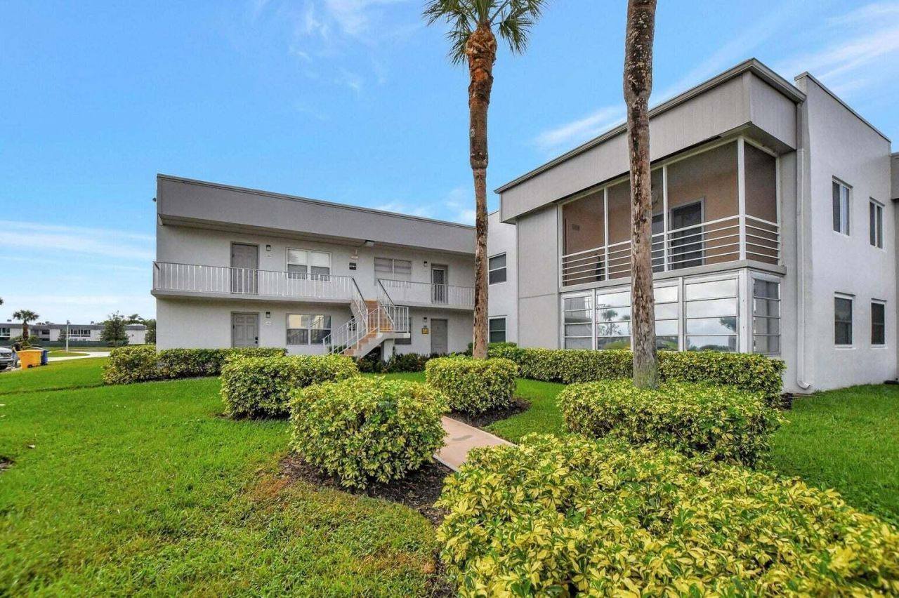 187 Normandy D, Delray Beach, FL 33484 Photo