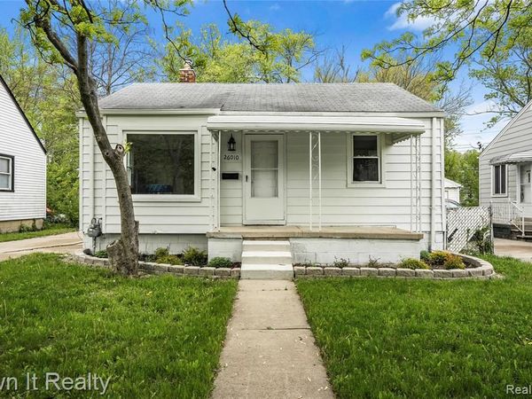 26010 Yale Street, Inkster, MI 48141