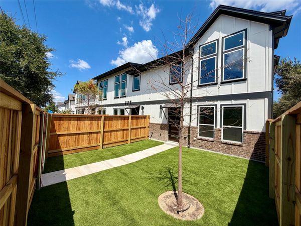 200 W 56th ST, Unit 8104, Austin, TX 78751