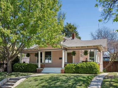 628 Woodlawn Avenue, Dallas, TX 75208