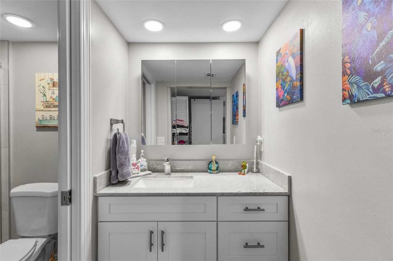 3037 Willow Green Drive, Unit 12, Sarasota, FL 34235 Photo