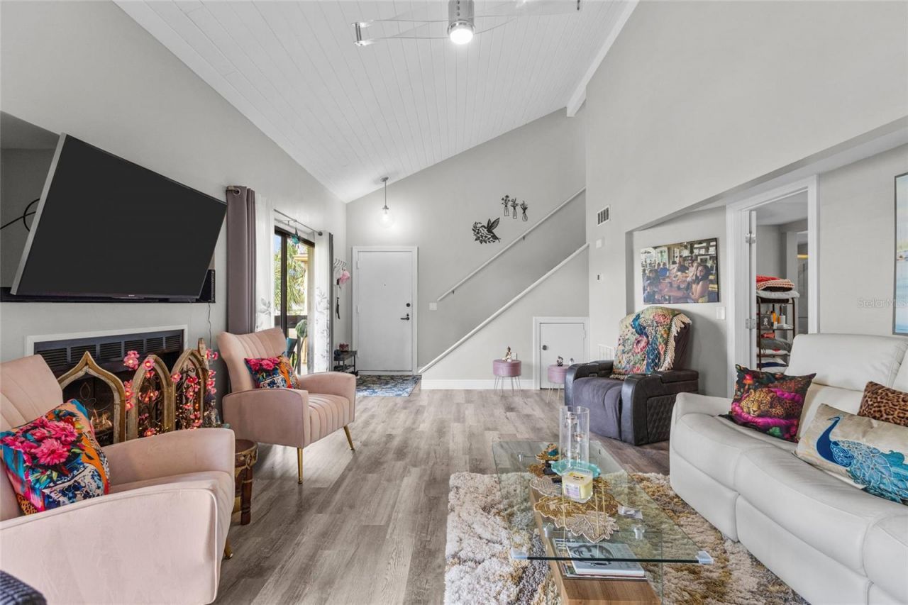 3037 Willow Green Drive, Unit 12, Sarasota, FL 34235 Photo