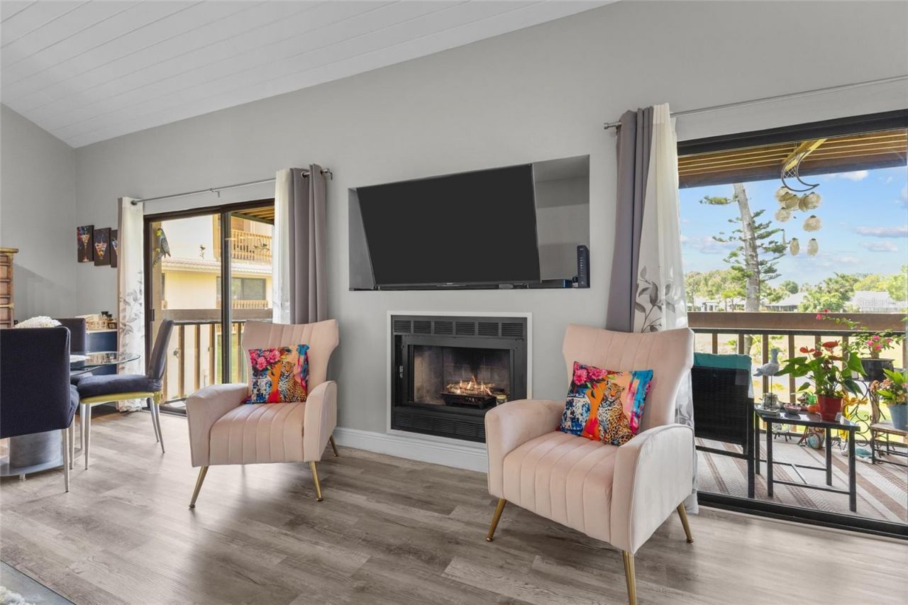 3037 Willow Green Drive, Unit 12, Sarasota, FL 34235 Photo