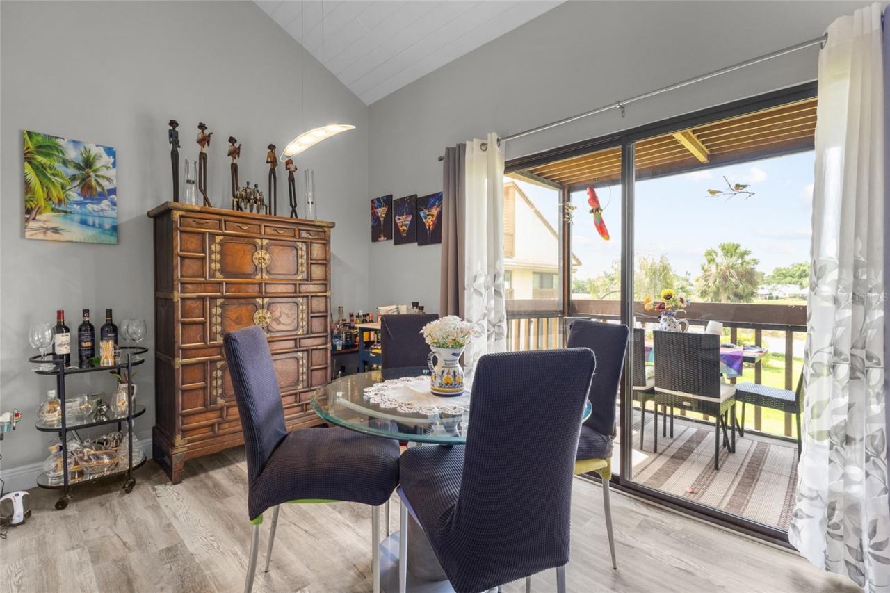 3037 Willow Green Drive, Unit 12, Sarasota, FL 34235 Photo