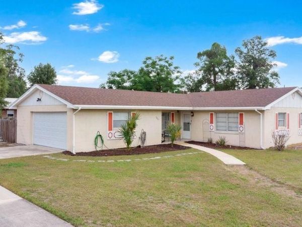 5827 FLORI LANE , ORLANDO, FL 32808