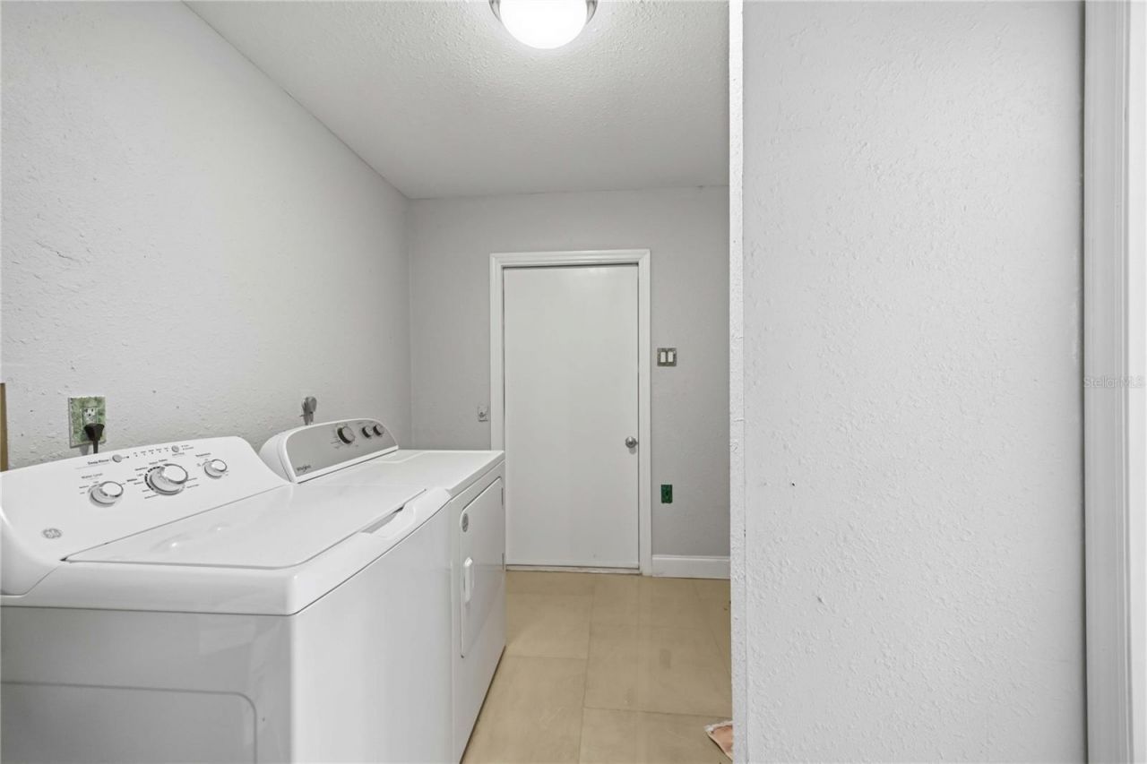 2419 Roxbury Circle , North Port, FL 34287 Photo