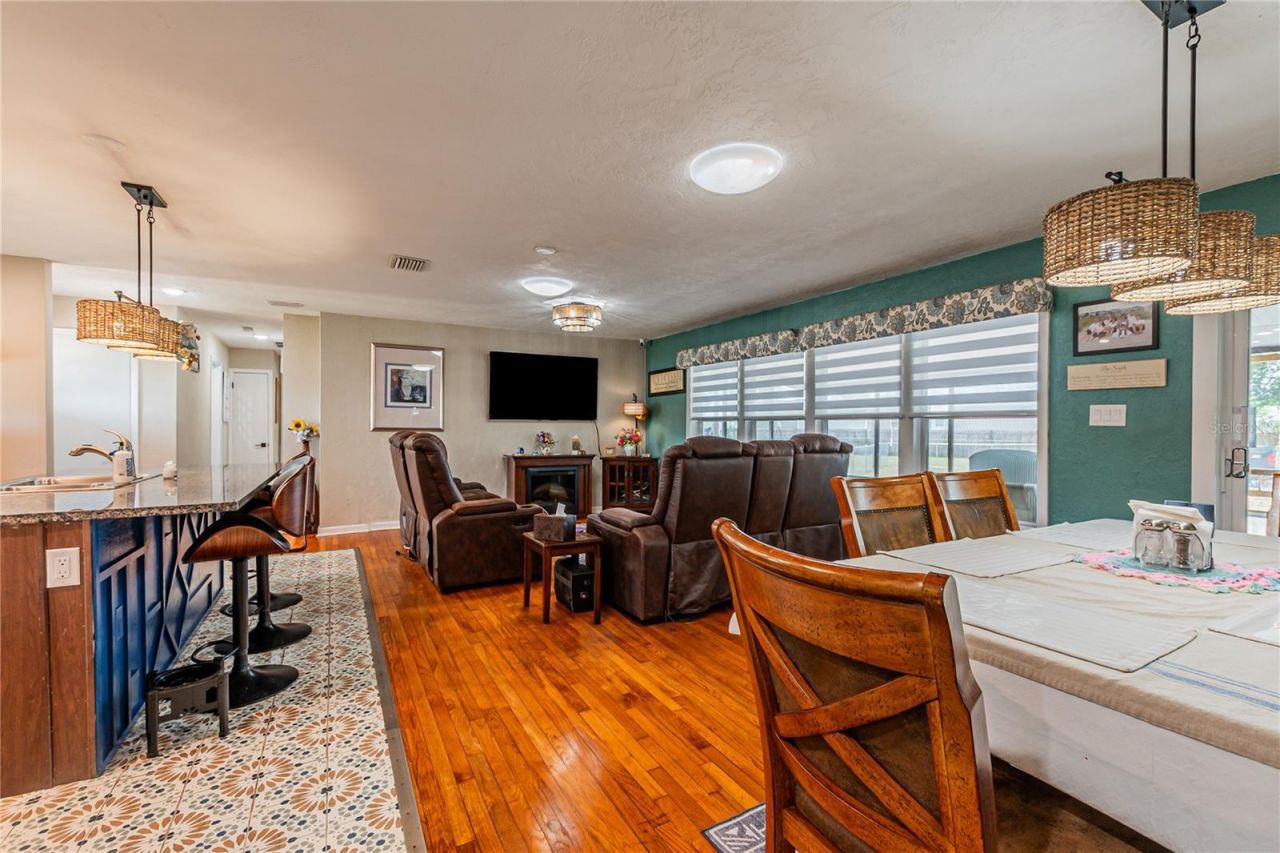 5233 Hill Drive, Zephyrhills, FL 33542 Photo
