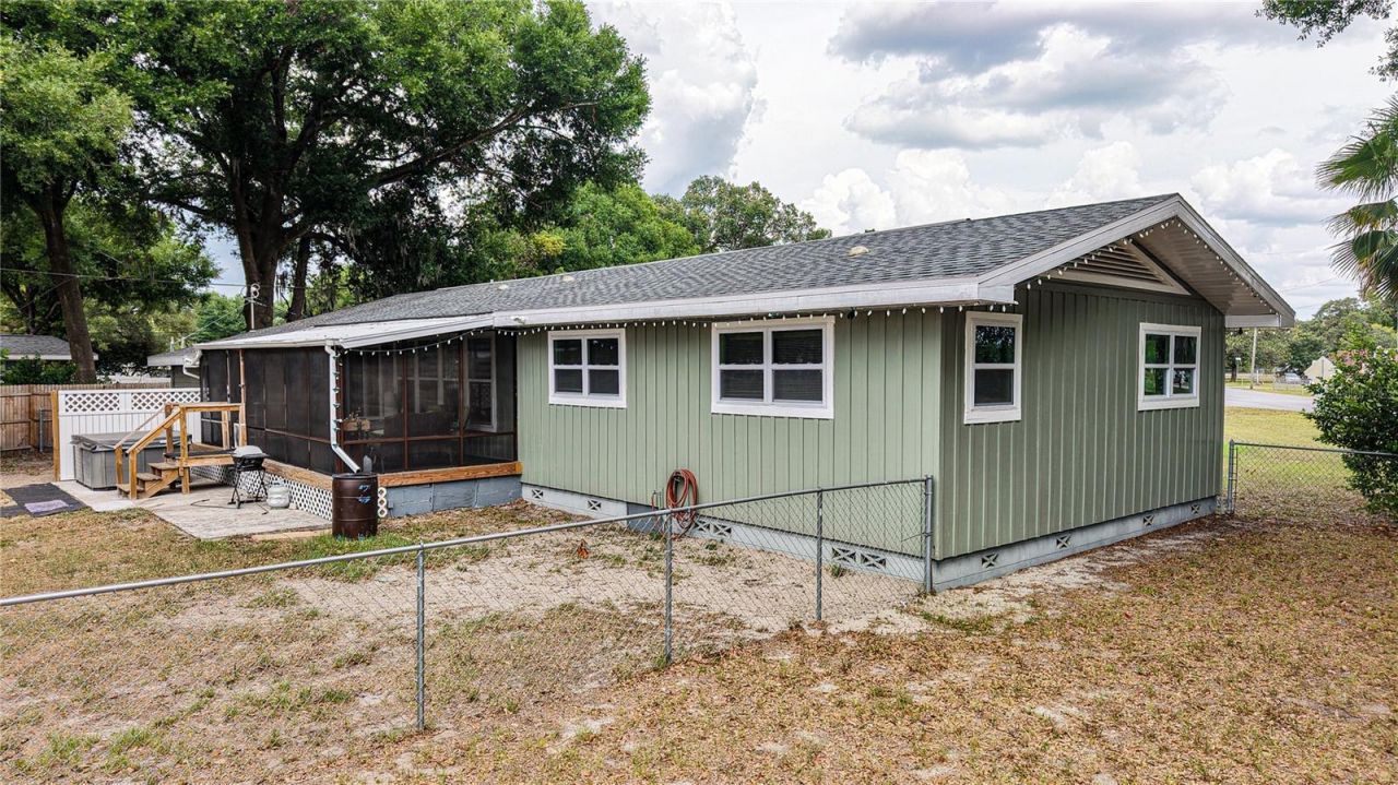 5233 Hill Drive, Zephyrhills, FL 33542 Photo