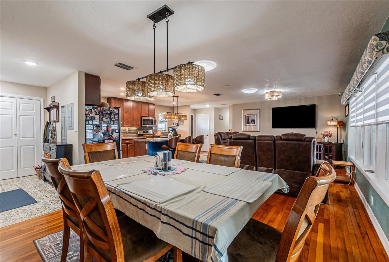 5233 Hill Drive, Zephyrhills, FL 33542 Photo