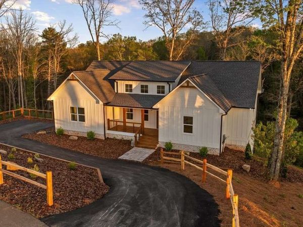 222 Mystic Drive, Ellijay, GA 30540