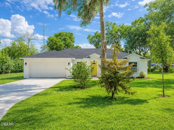 365 Alcazar Avenue, DeLeon Springs, FL 32130