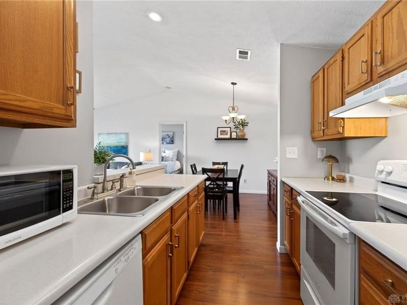 148 Mallard Glen Drive, Unit 8, Centerville, OH 45458 Photo 10