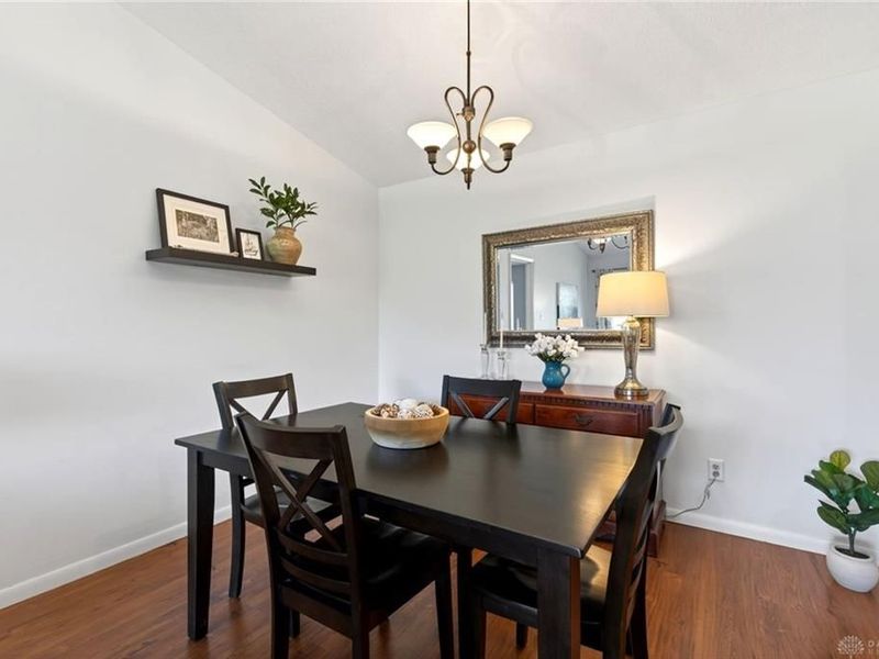 148 Mallard Glen Drive, Unit 8, Centerville, OH 45458 Photo 6