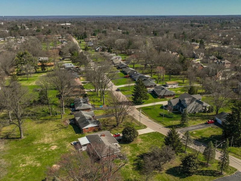 5000 Belleview Avenue, Blue Ash, OH 45242 Photo 10