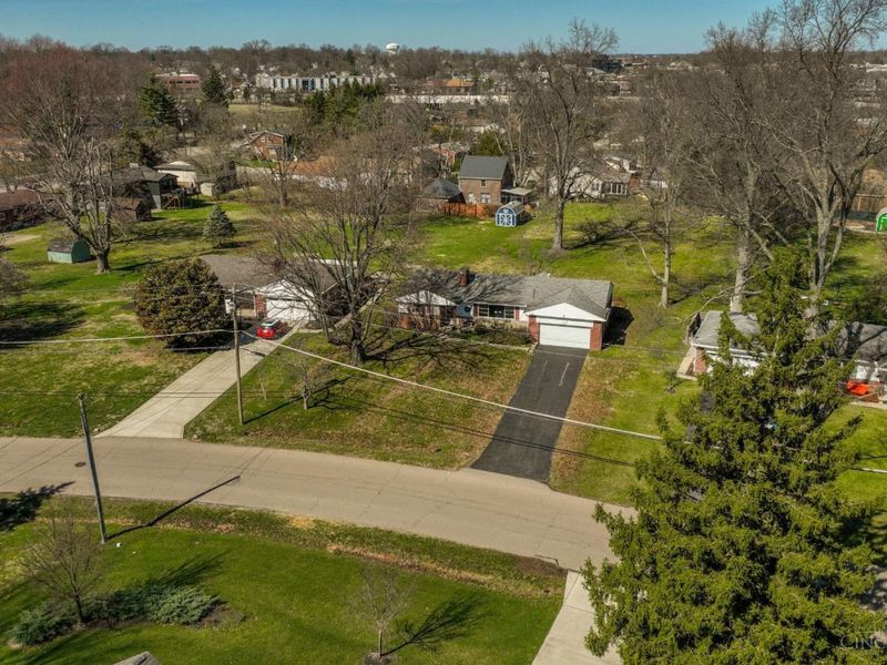 5000 Belleview Avenue, Blue Ash, OH 45242 Photo 8