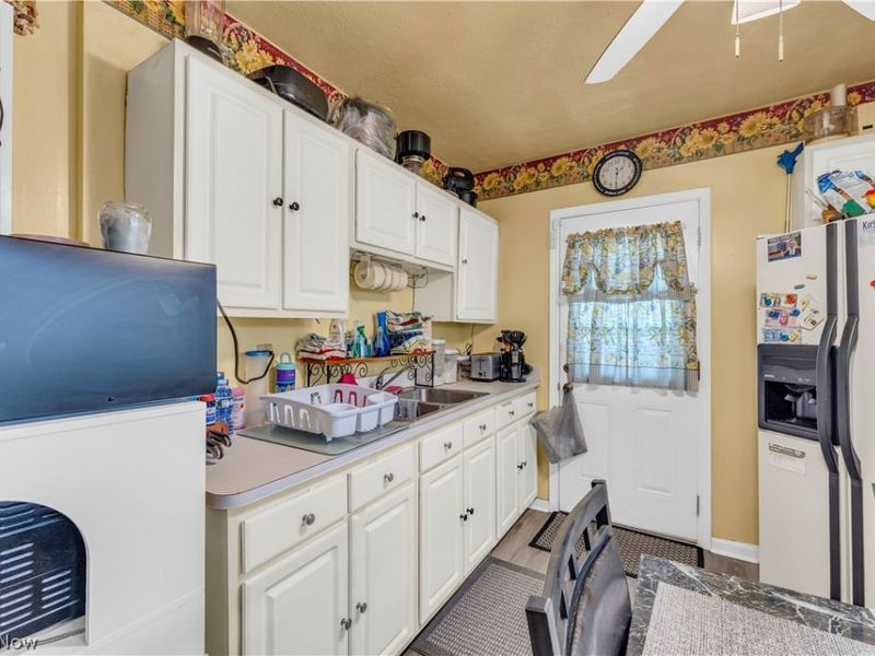 1533 E 195th Street, Euclid, OH 44117 Photo 12