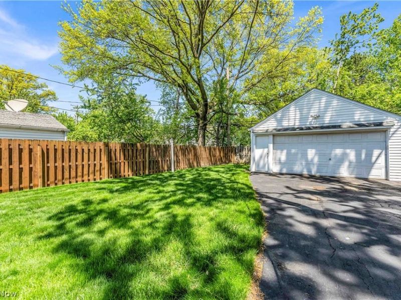 1533 E 195th Street, Euclid, OH 44117 Photo 27
