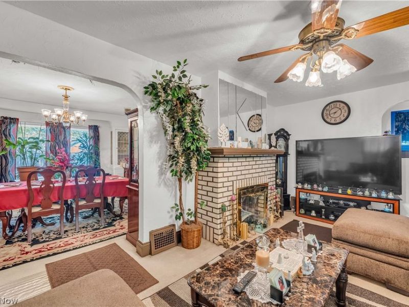 1533 E 195th Street, Euclid, OH 44117 Photo 7