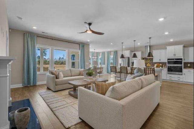 7712 Vicino Path Photo 45