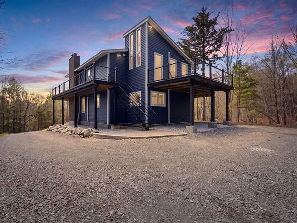 349 N Washington State Rd, Washington, MA 01223