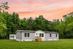 10880 N Jeffries Highway photo 4