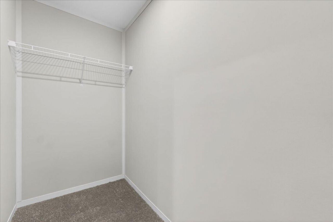 10880 N Jeffries Highway Photo 22