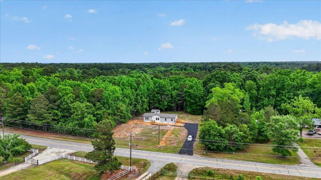 10880 N Jeffries Highway Photo 41