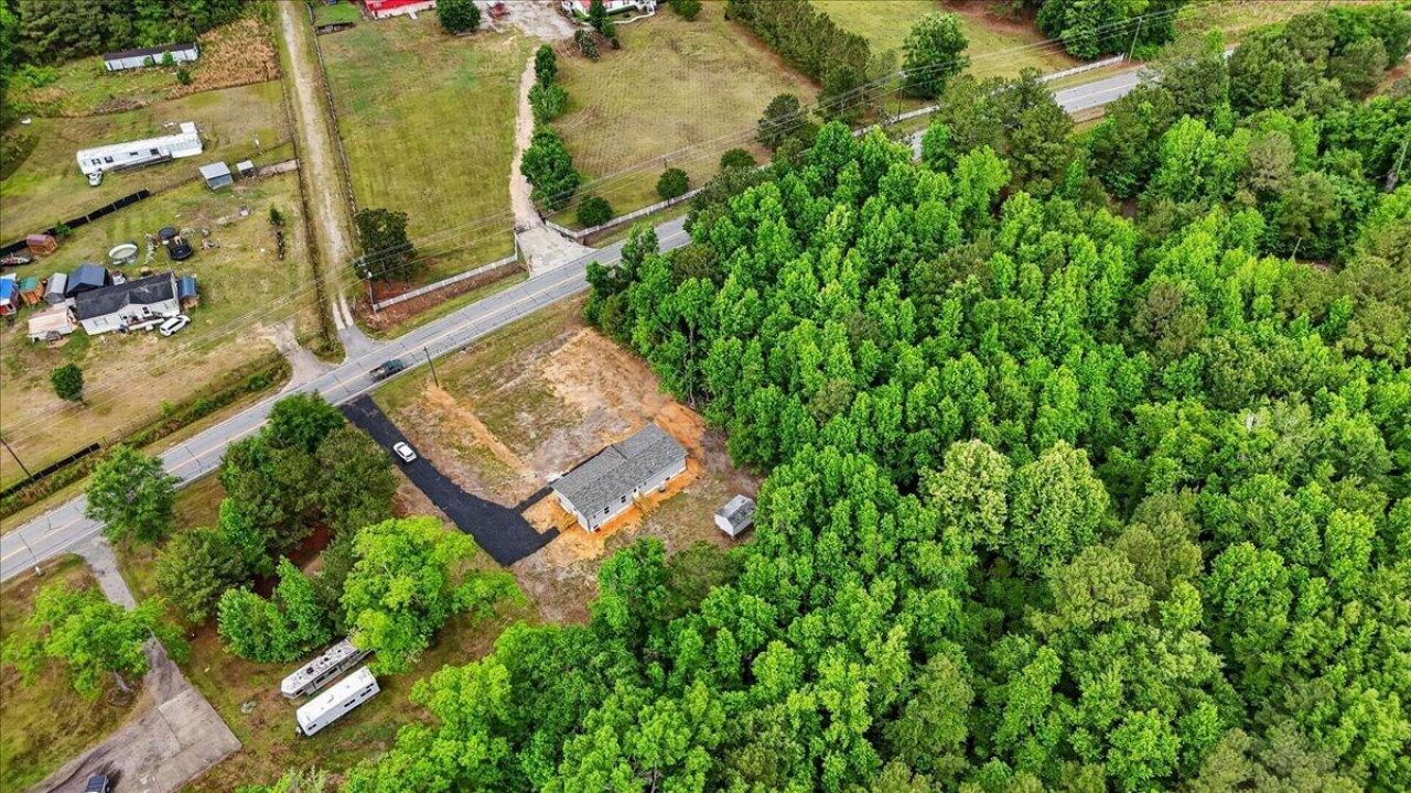 10880 N Jeffries Highway Photo 43