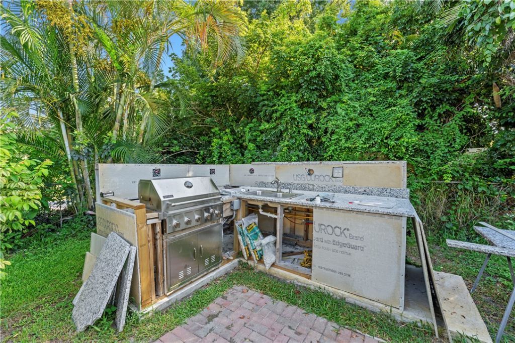 1302 Coverbrook Lane, Sebastian, FL 32958 Photo