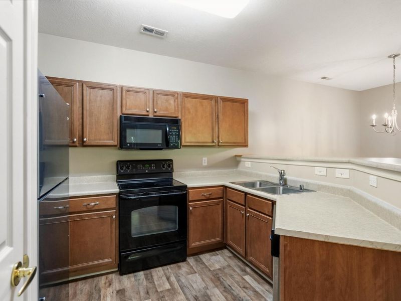 527 Ivy Ridge Drive, Unit Building 1, Newport, KY 41076 Photo 12