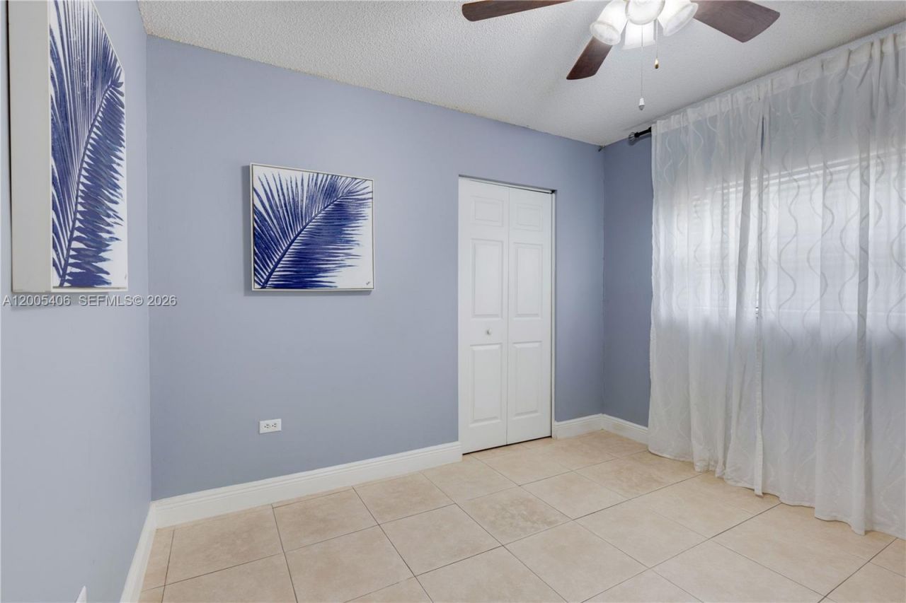 8390 N Missionwood Cir , Unit D-18, Miramar, FL 33025 Photo
