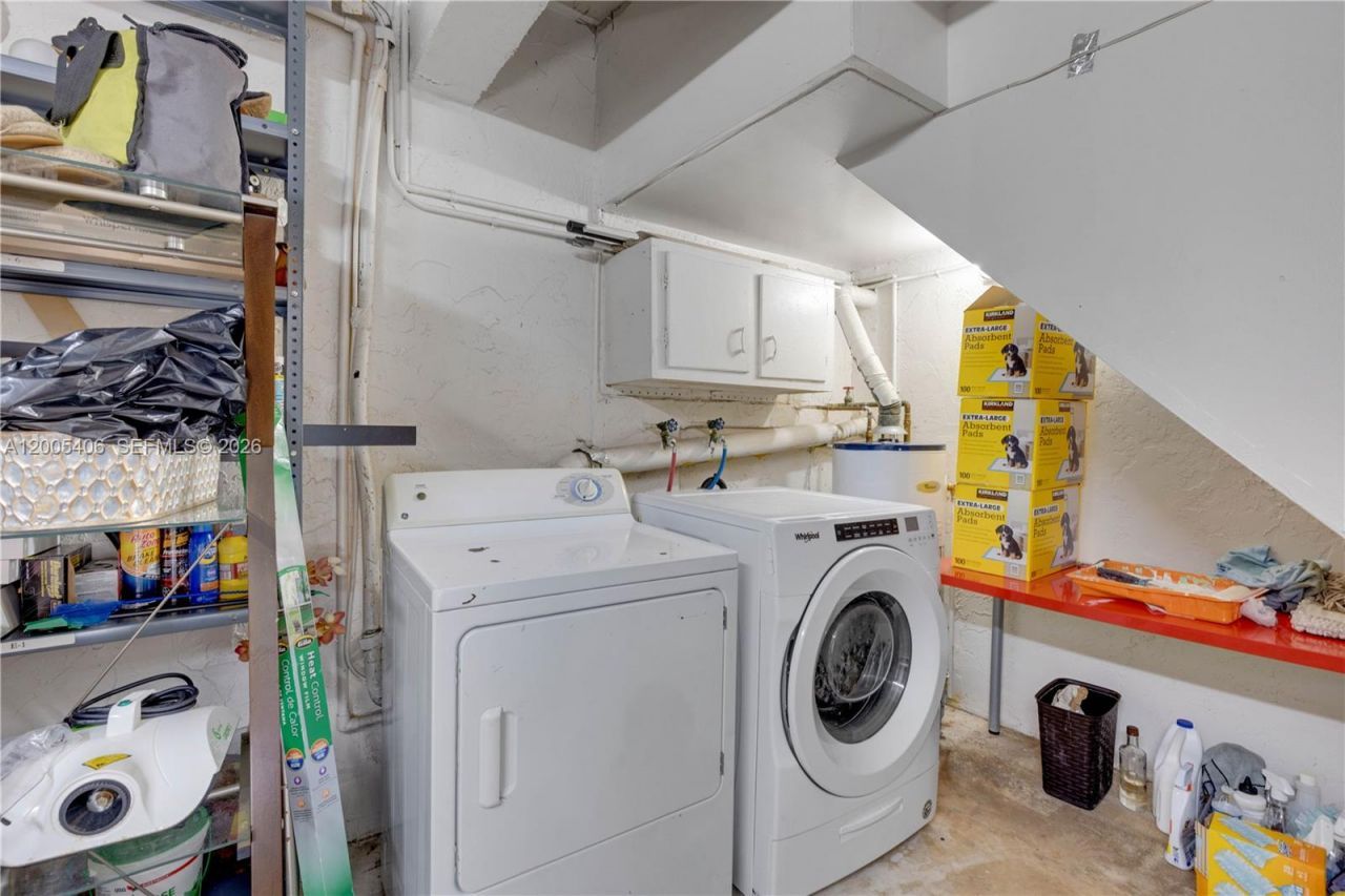 8390 N Missionwood Cir , Unit D-18, Miramar, FL 33025 Photo
