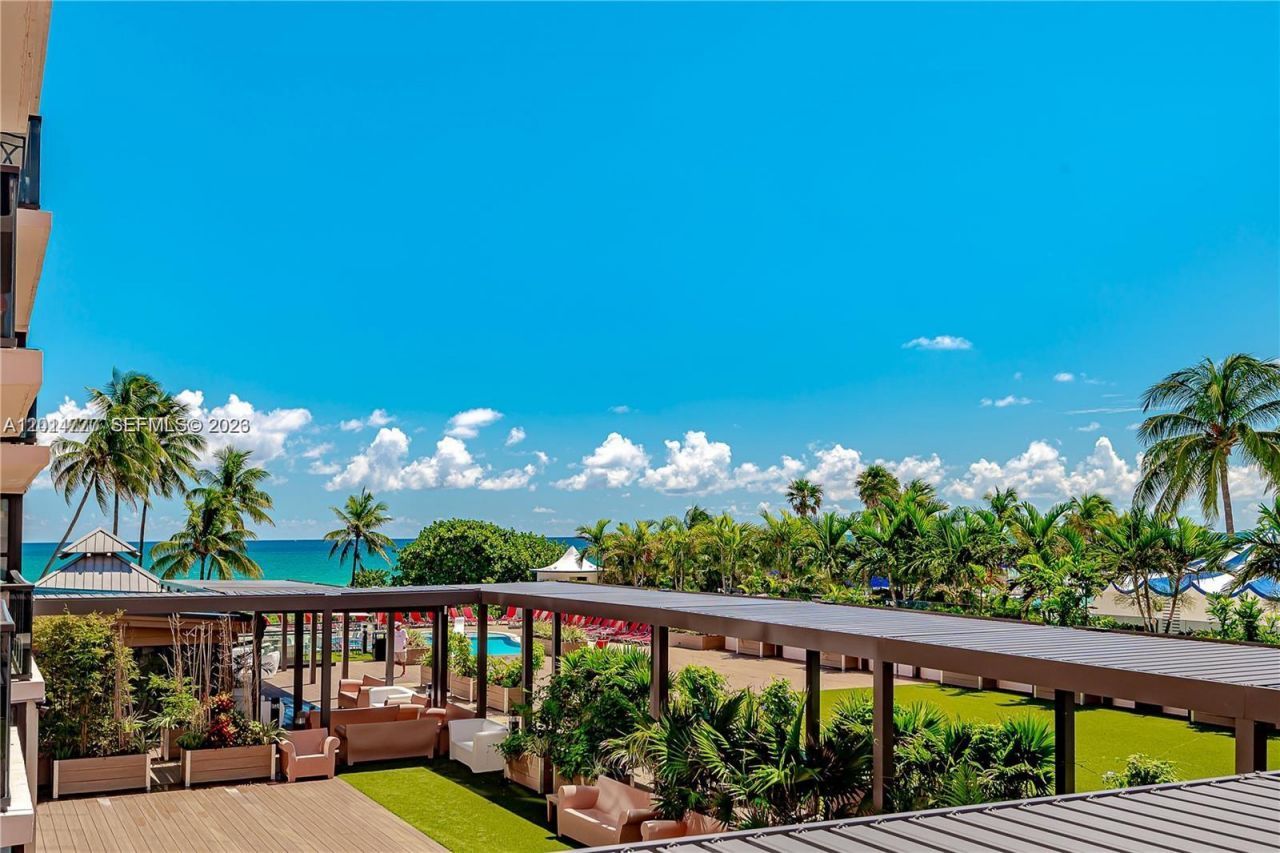 5225 Collins Ave , Unit 407, Miami Beach, FL 33140 Photo