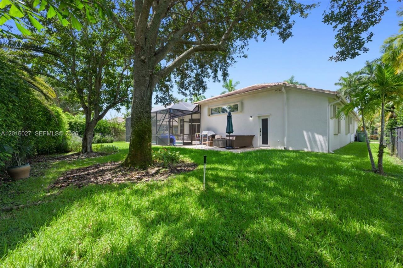 2538 Eagle Run Dr , Weston, FL 33327 Photo