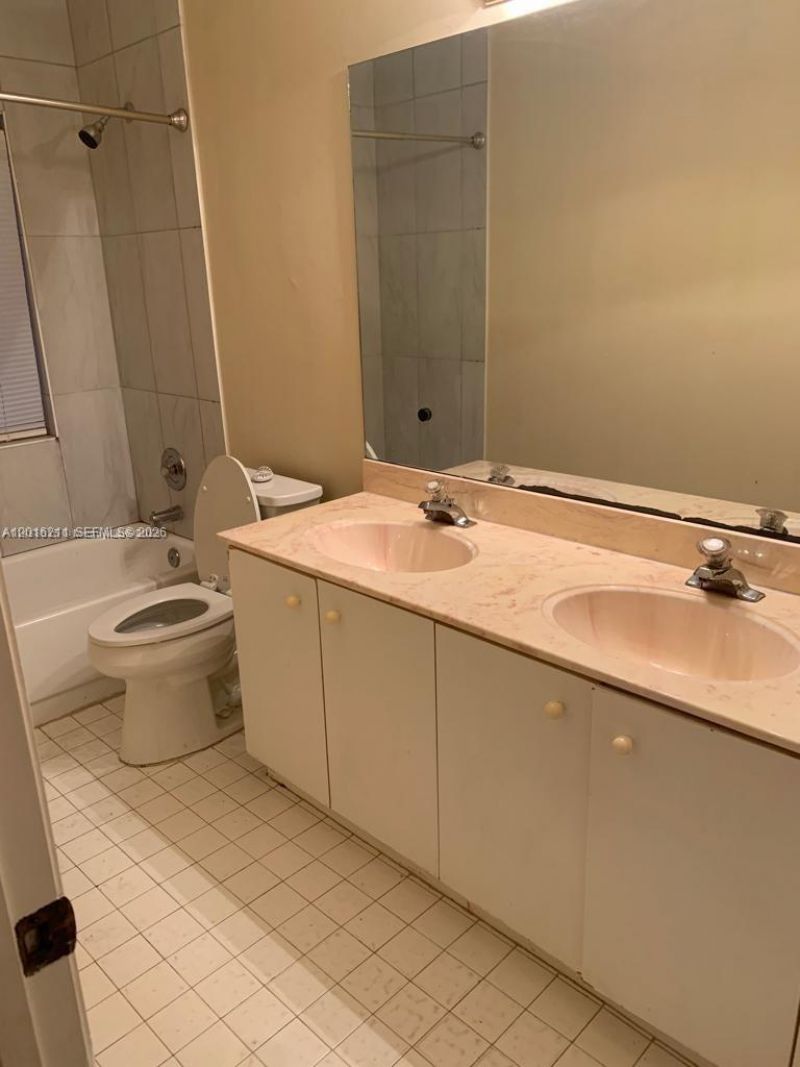 10340 SW 15th St , Pembroke Pines, FL 33025 Photo
