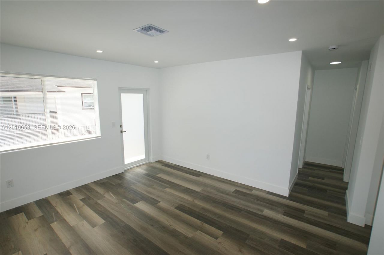 59 E 14th St , Unit 59, Hialeah, FL 33010 Photo