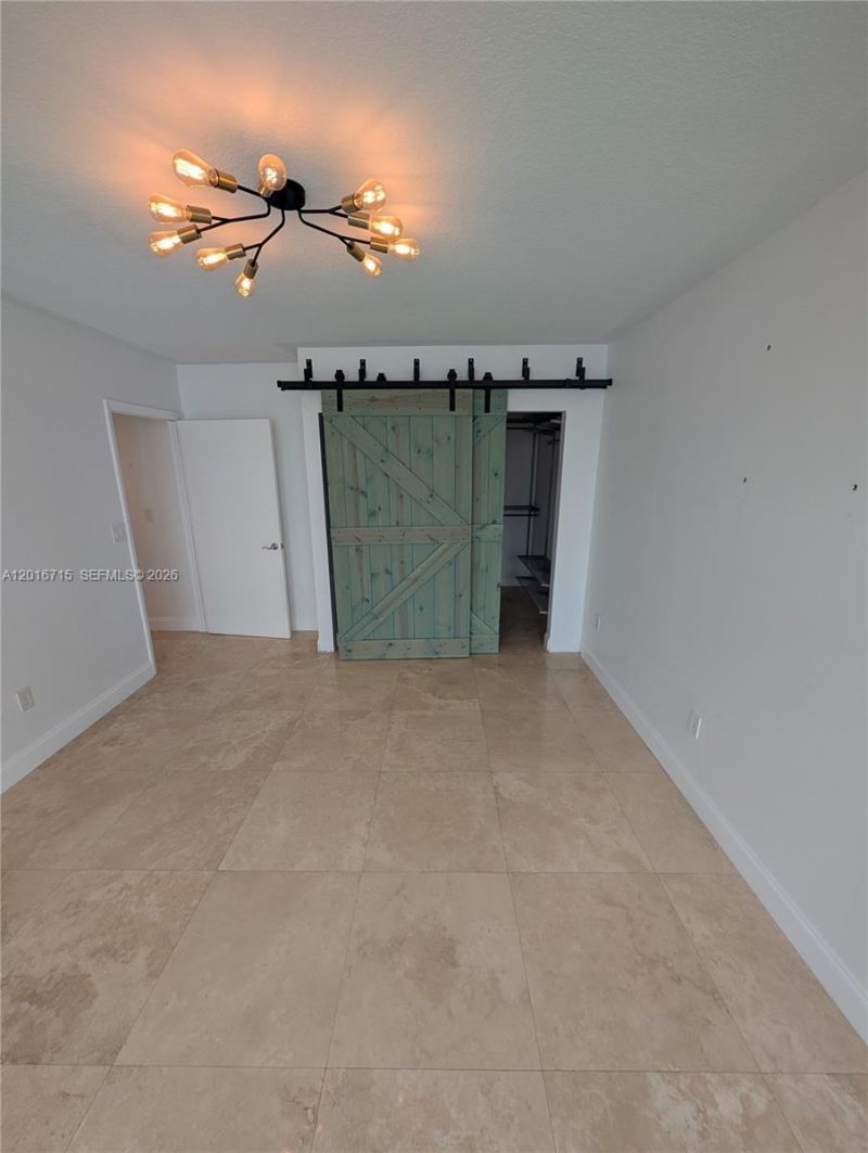31 SE 5th St, Unit 3002, Miami, FL 33131 Photo