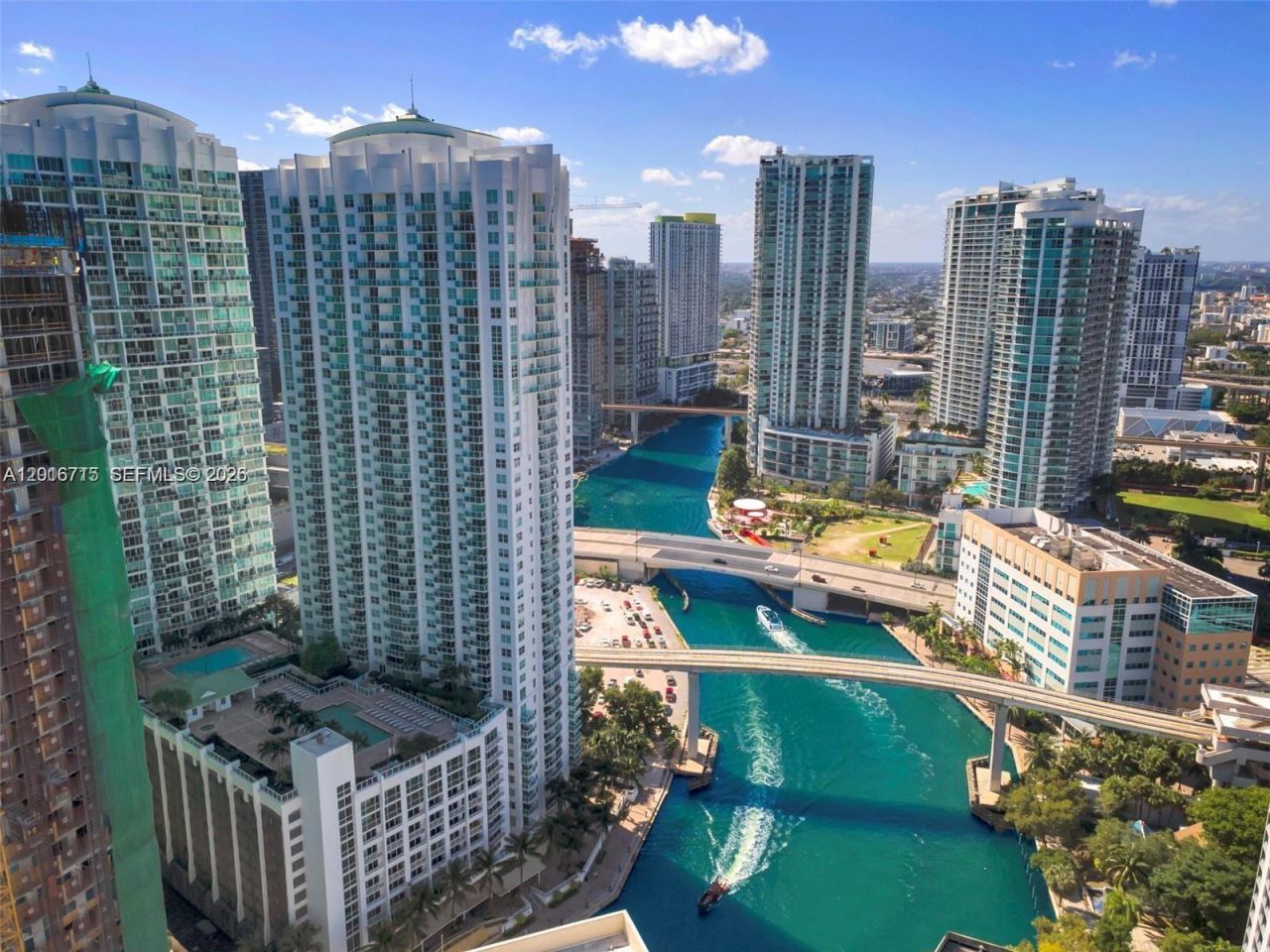 31 SE 5th St , Unit 3002, Miami, FL 33131 Photo