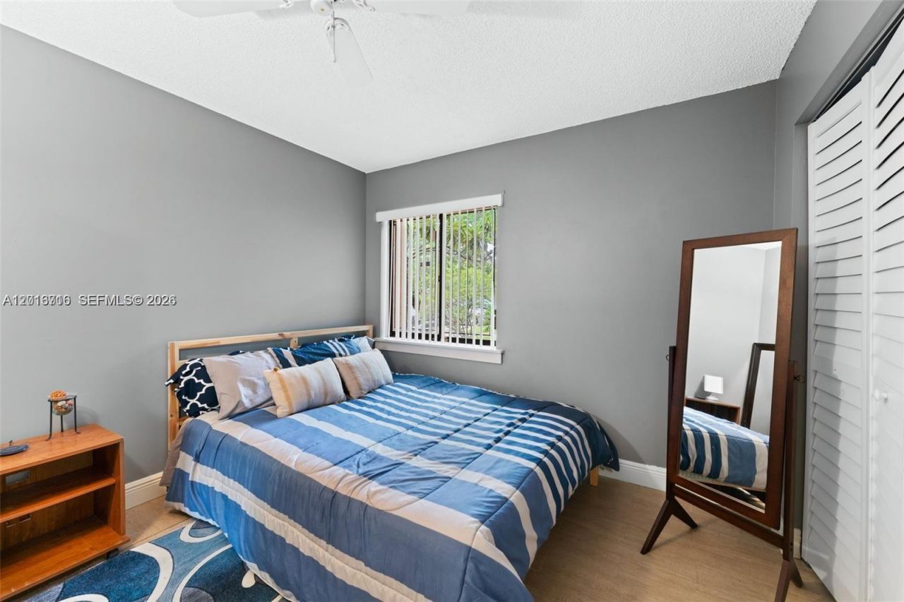 64 Wimbledon Lake Dr, Unit 64, Plantation, FL 33324 Photo