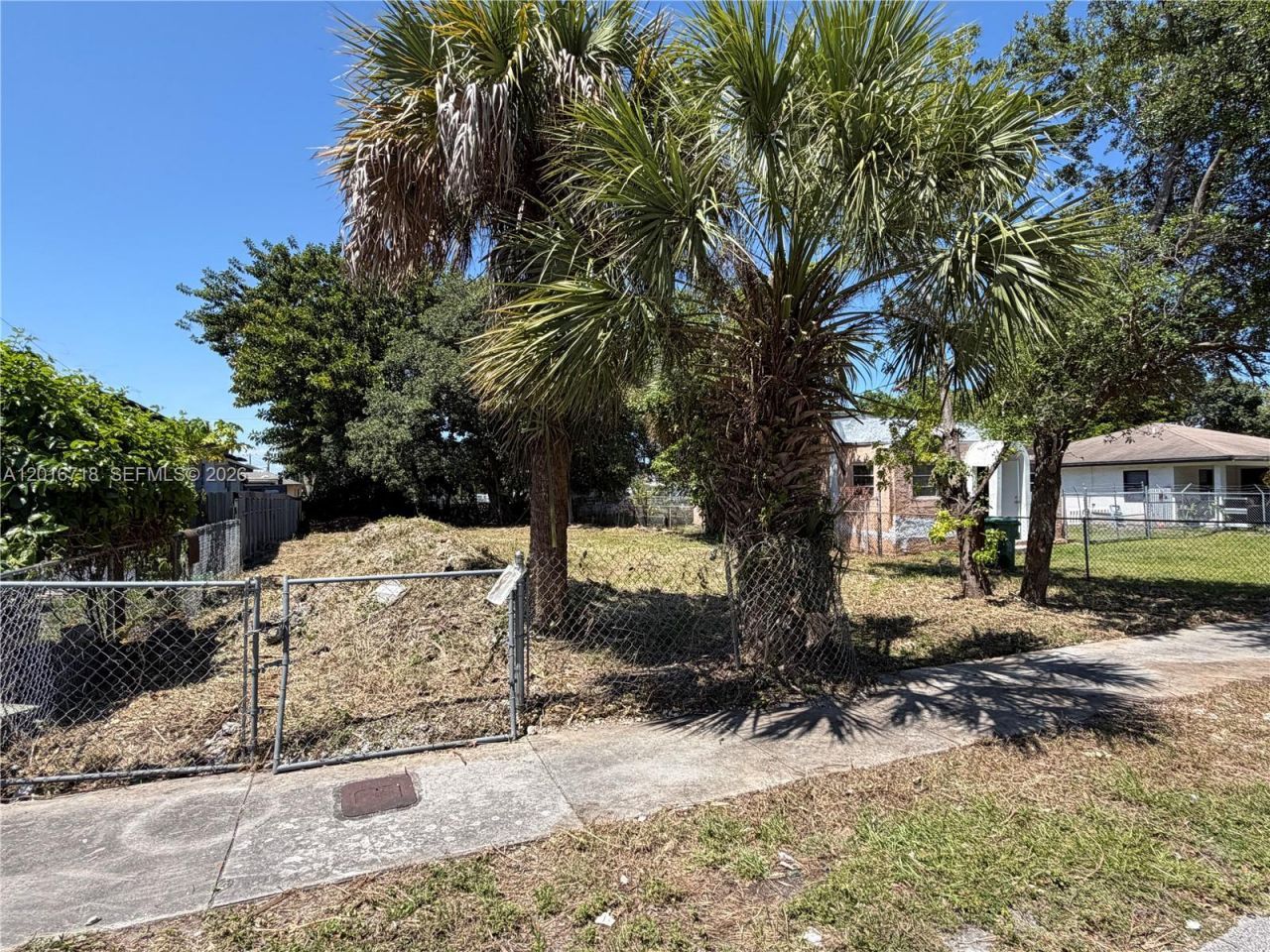 2381 NW 63rd St , Miami, FL 33147 Photo