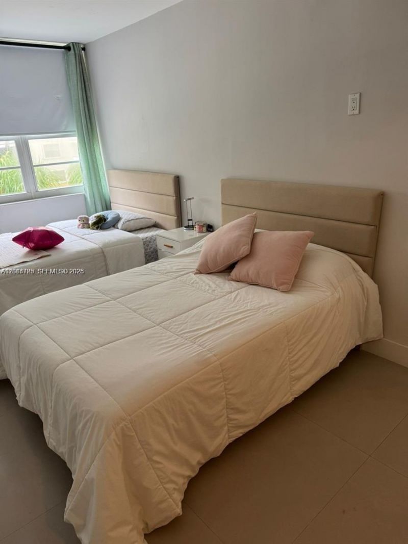 100 Lincoln Rd , Unit 426, Miami Beach, FL 33139 Photo