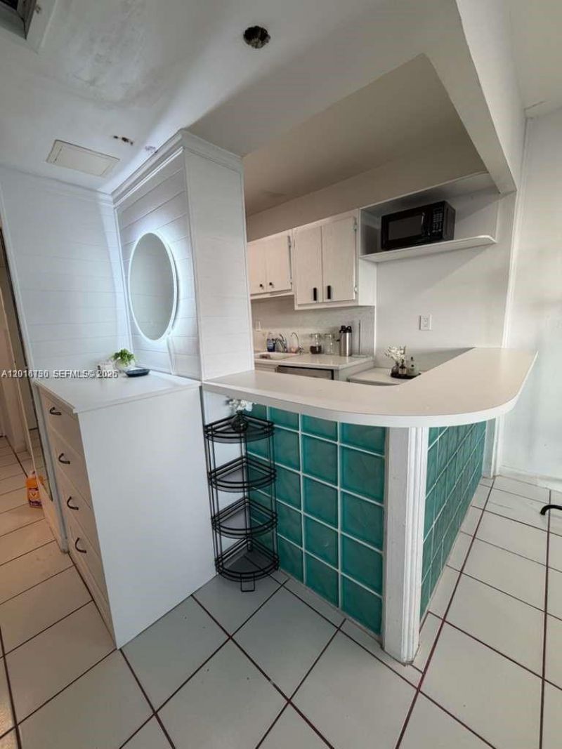 100 Lincoln Rd , Unit 1609, Miami Beach, FL 33139 Photo