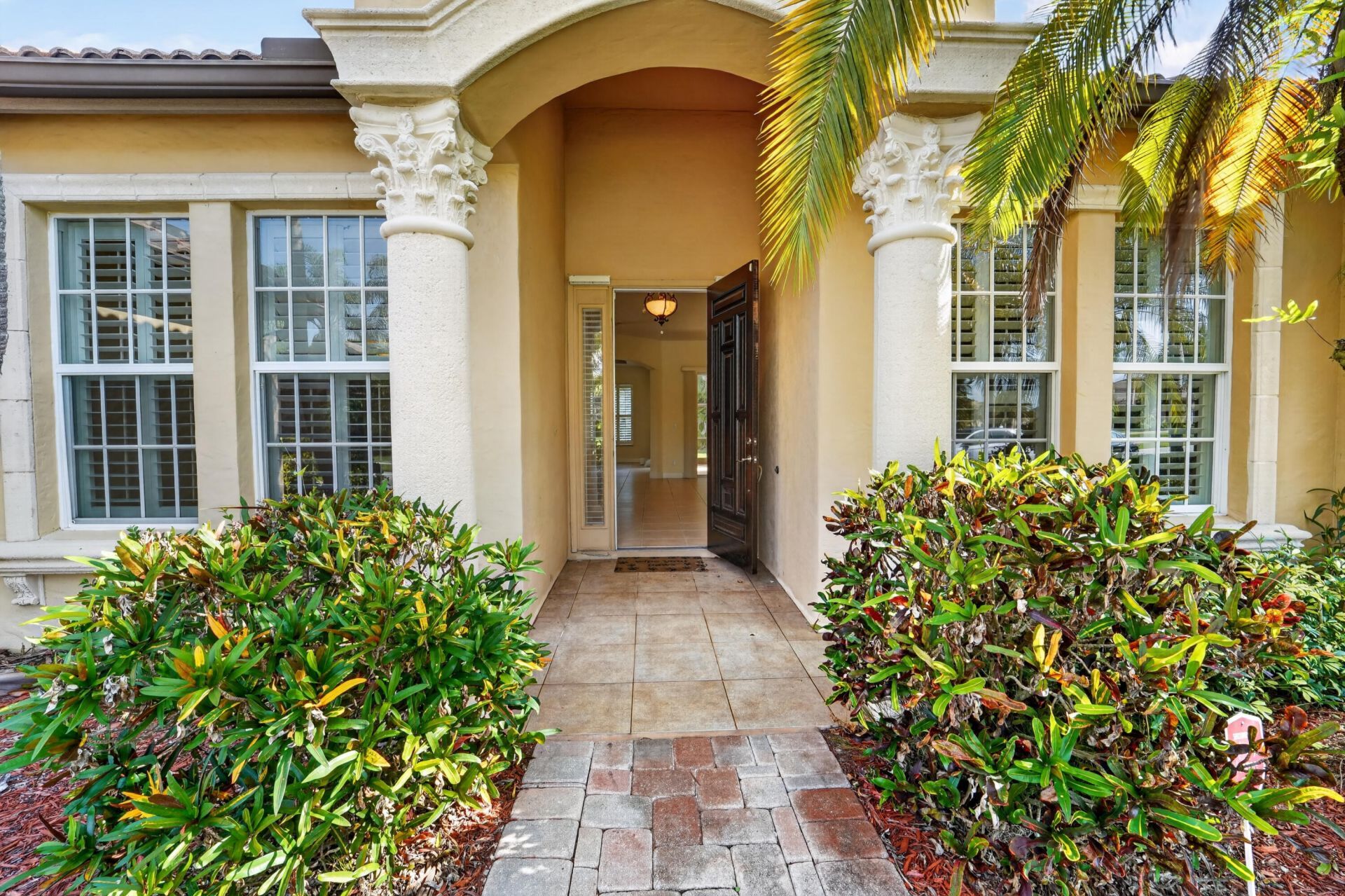 854 SW Saint Tropez Court, Port Saint Lucie, FL 34986 Photo