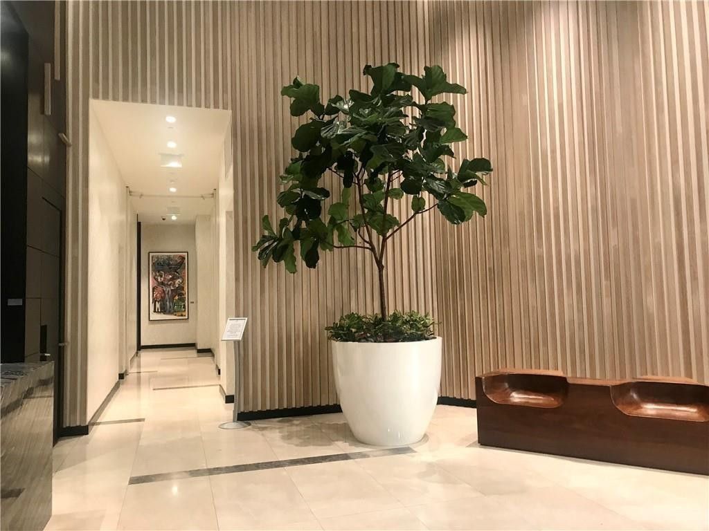 45 SW 9th Street, Unit 3707, Miami, FL 33130 Photo