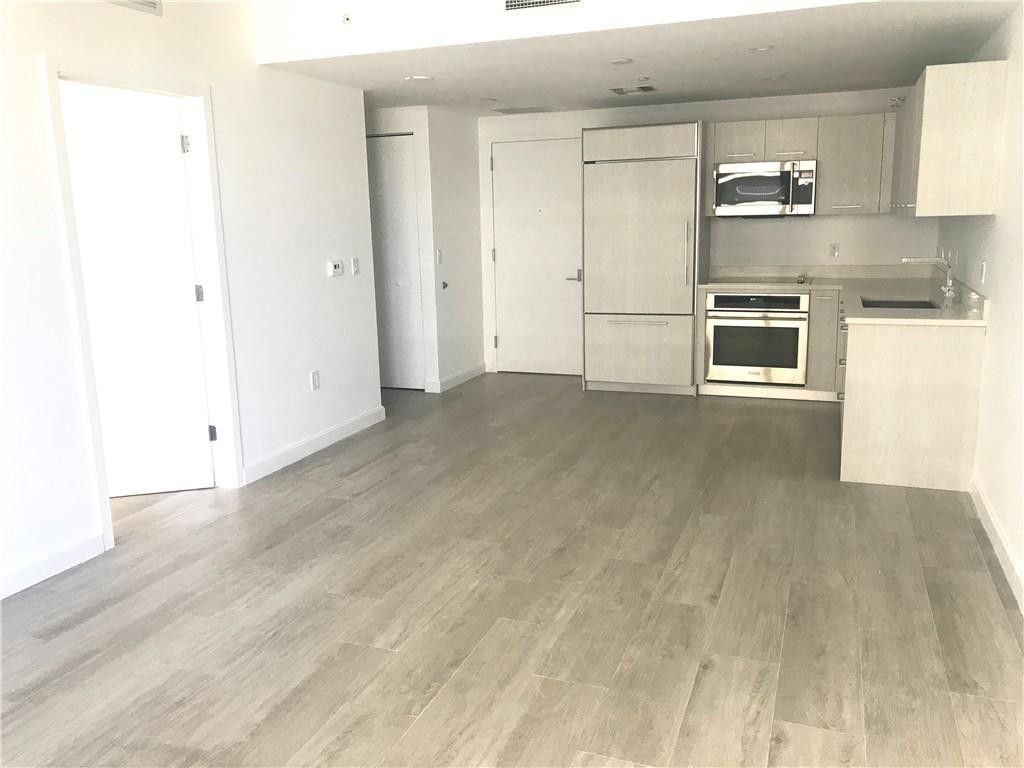 45 SW 9th Street, Unit 3707, Miami, FL 33130 Photo