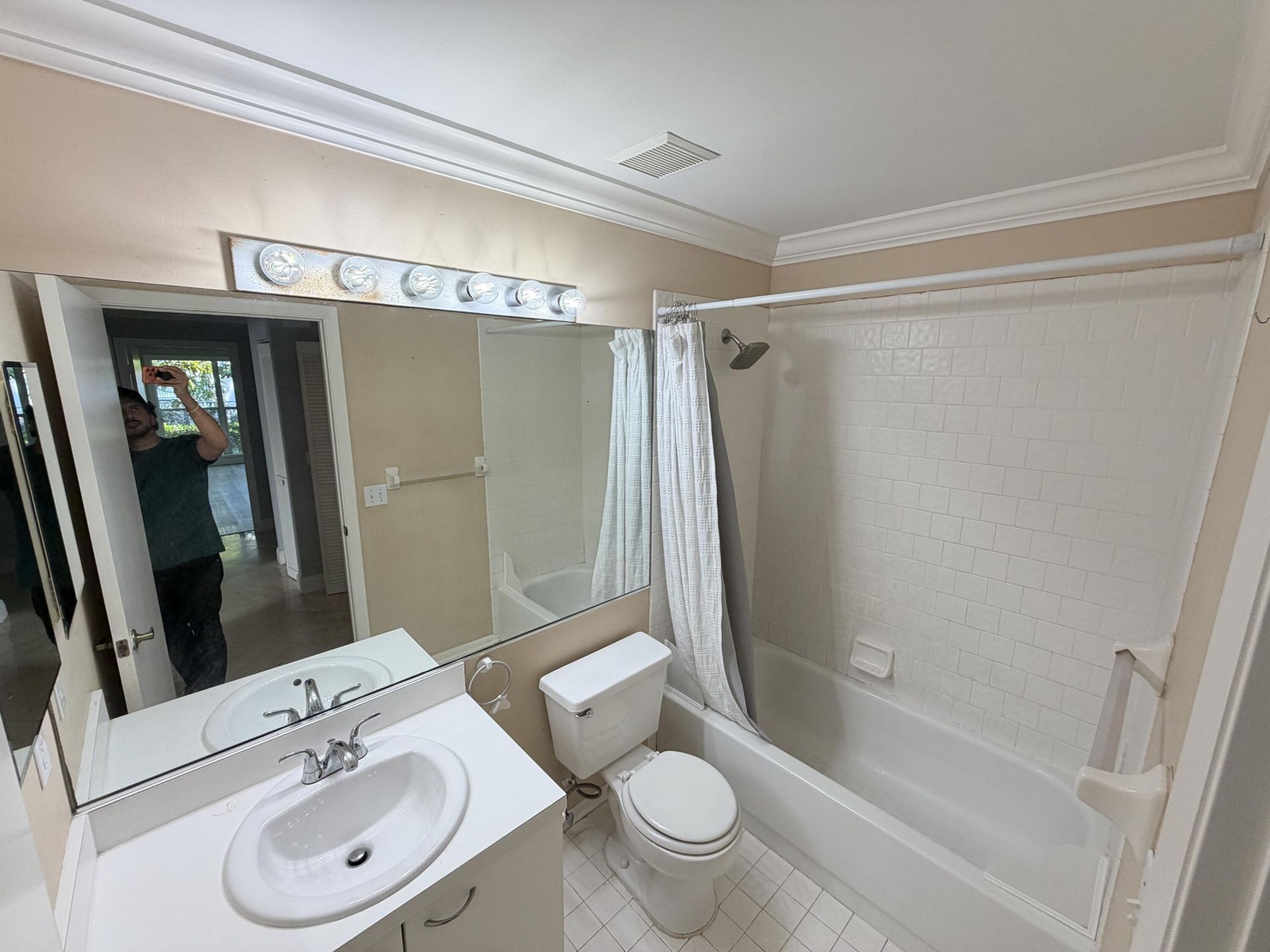 7657 Sanctuary Drive, Coral Springs, FL 33065 Photo