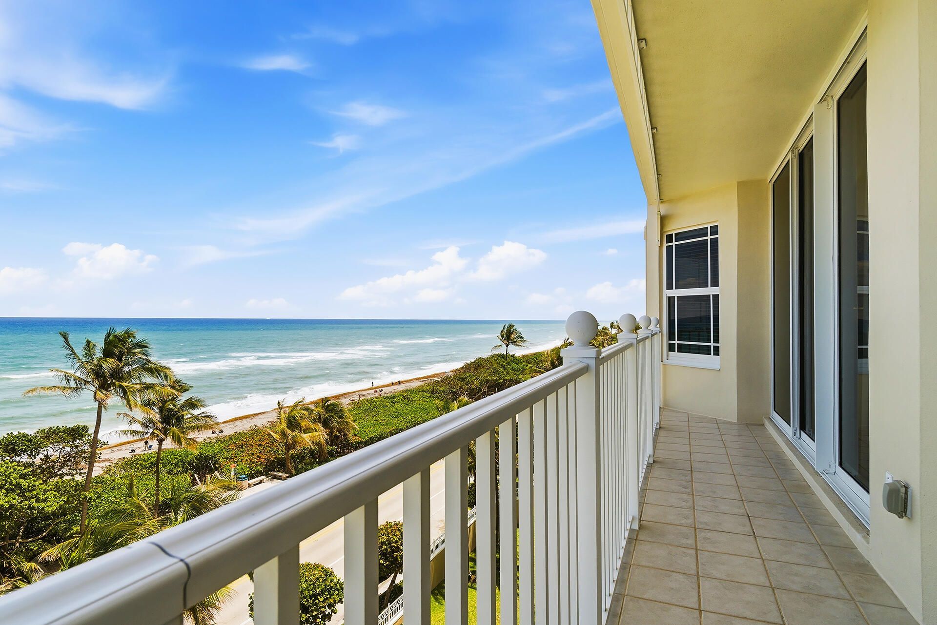 131 Ocean Grande Boulevard, Unit 703, Jupiter, FL 33477 Photo