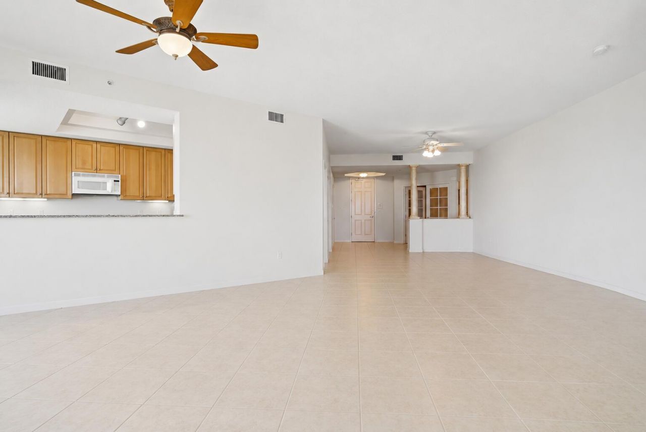 131 Ocean Grande Boulevard, Unit 703, Jupiter, FL 33477 Photo