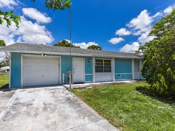 915 SW John Maccormack Terrace, Port St. Lucie, FL 34953